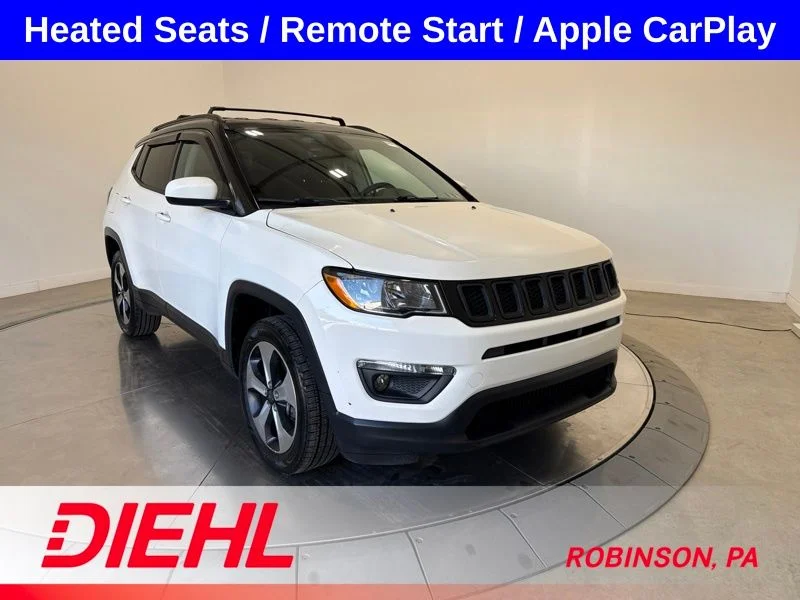 Used 2018 White Jeep Latitude image 1
