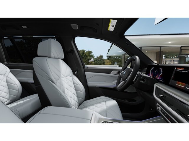 New 2027 Brooklyn Grey Metallic BMW X7 40i image 9