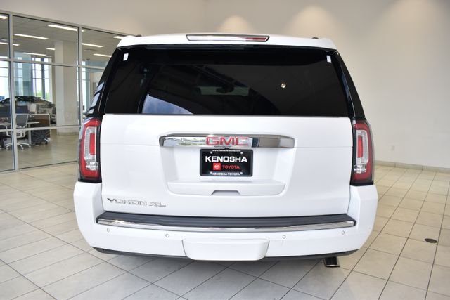 Used 2018 White GMC Denali image 8