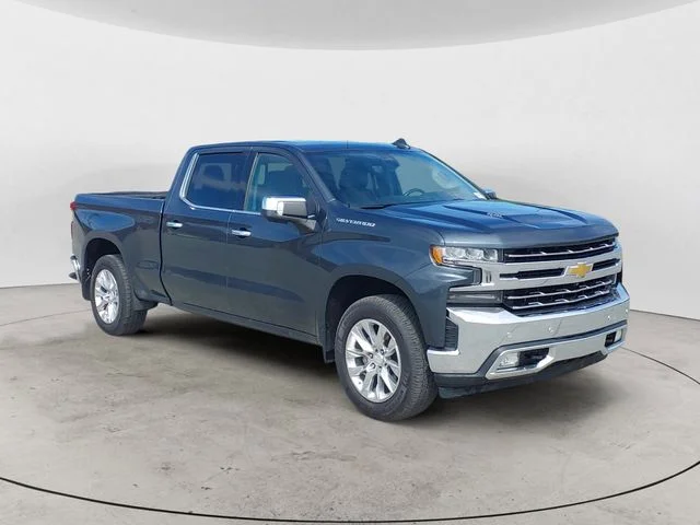 Used 2019 Shadow Gray Metallic Chevrolet LTZ image 7