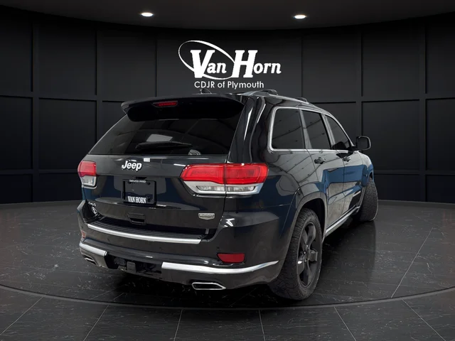 Used 2015 Brilliant Black Crystal Pearlcoat Jeep Summit image 7