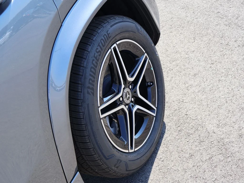 New 2026 Selenite Grey Metallic Mercedes-Benz GLE 350 image 39