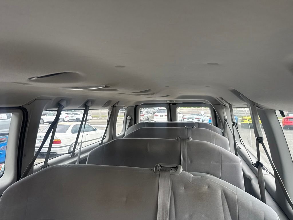 Used 2012 White Ford XLT image 3