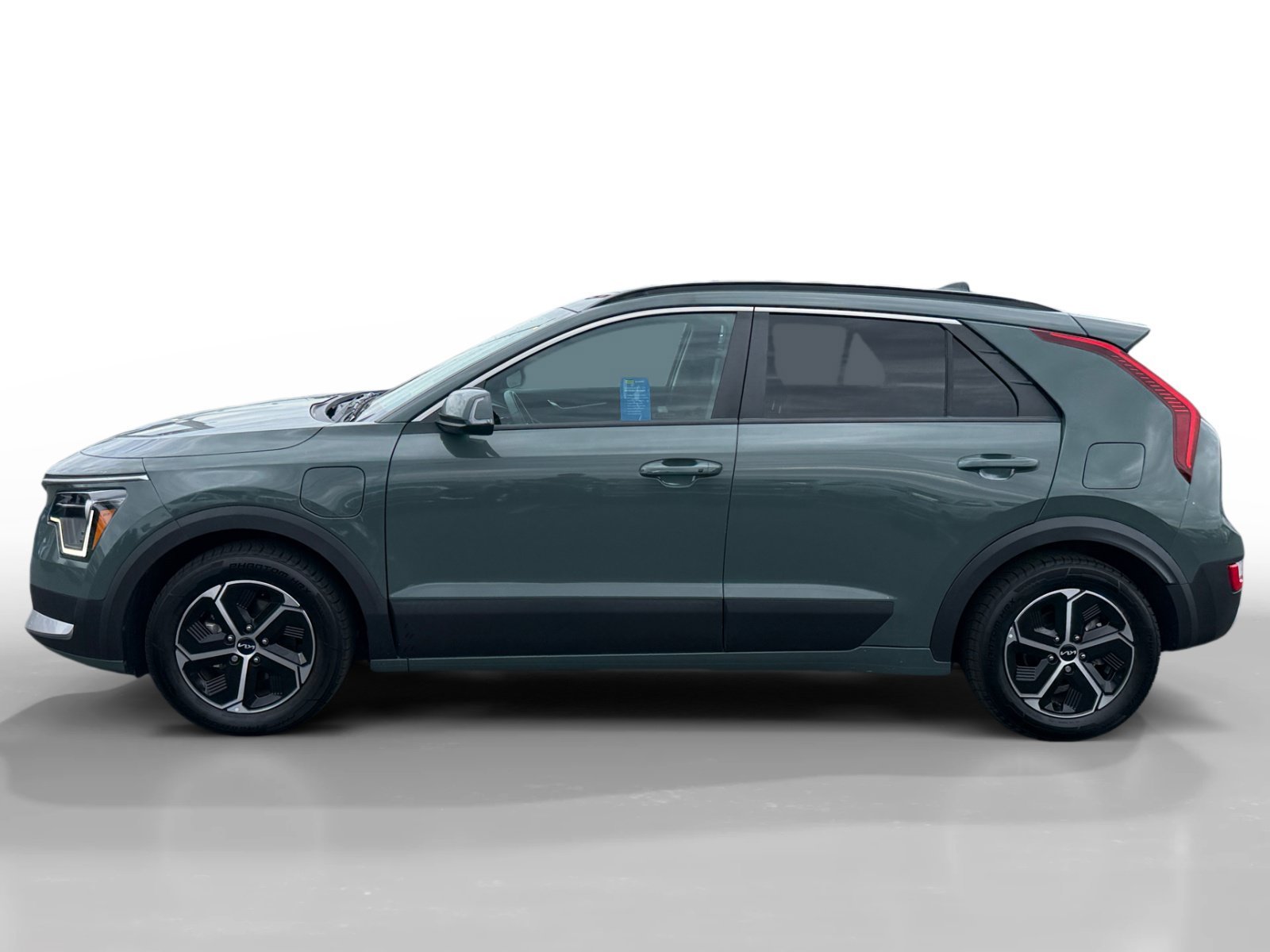 Used 2023 Green Kia EX image 2