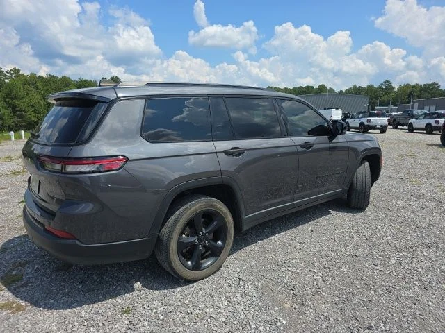 Used 2023 Baltic Gray Clearcoat Metallic Jeep Altitude X image 6