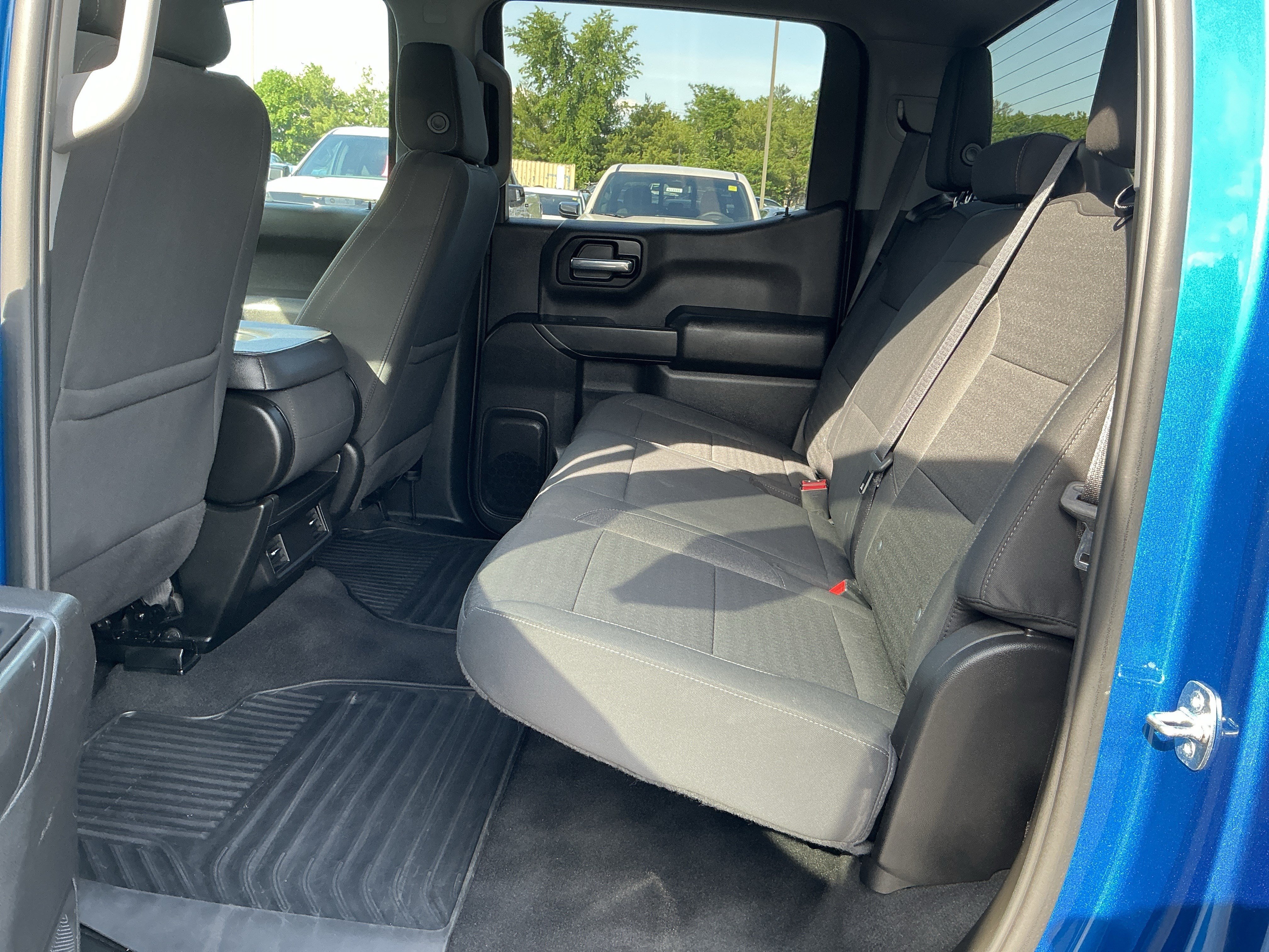 Used 2022 Glacier Blue Metallic Chevrolet Custom image 10