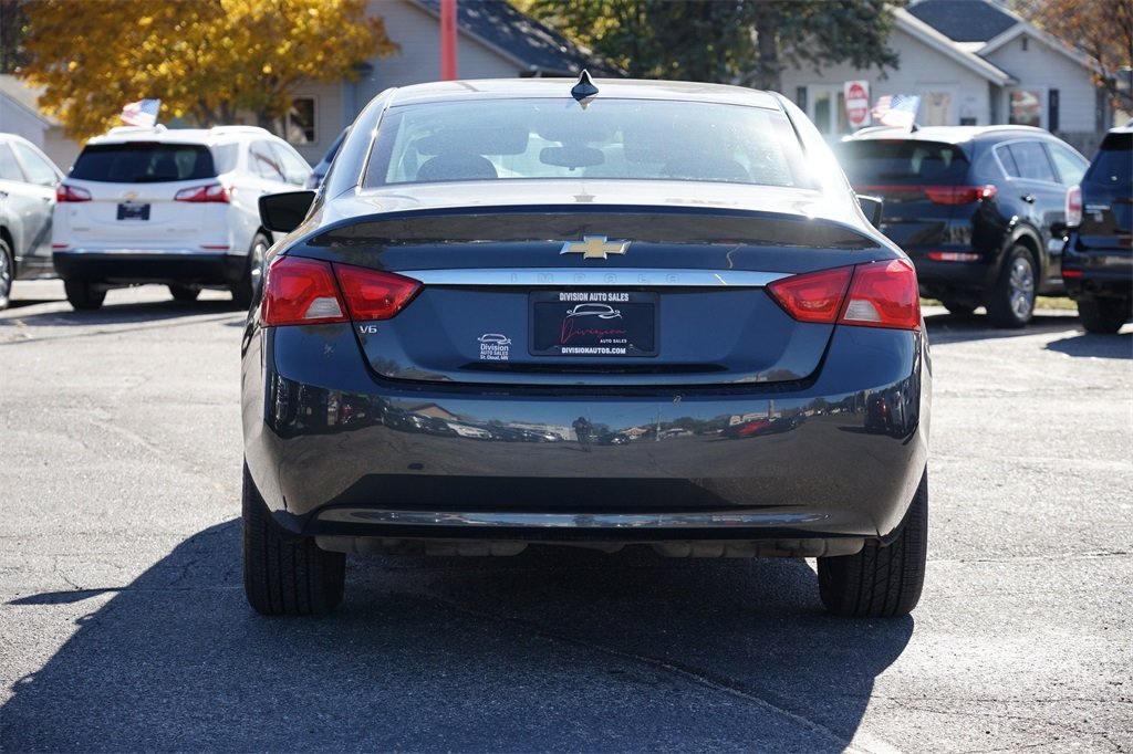 2018 Chevrolet Impala LS photo 4