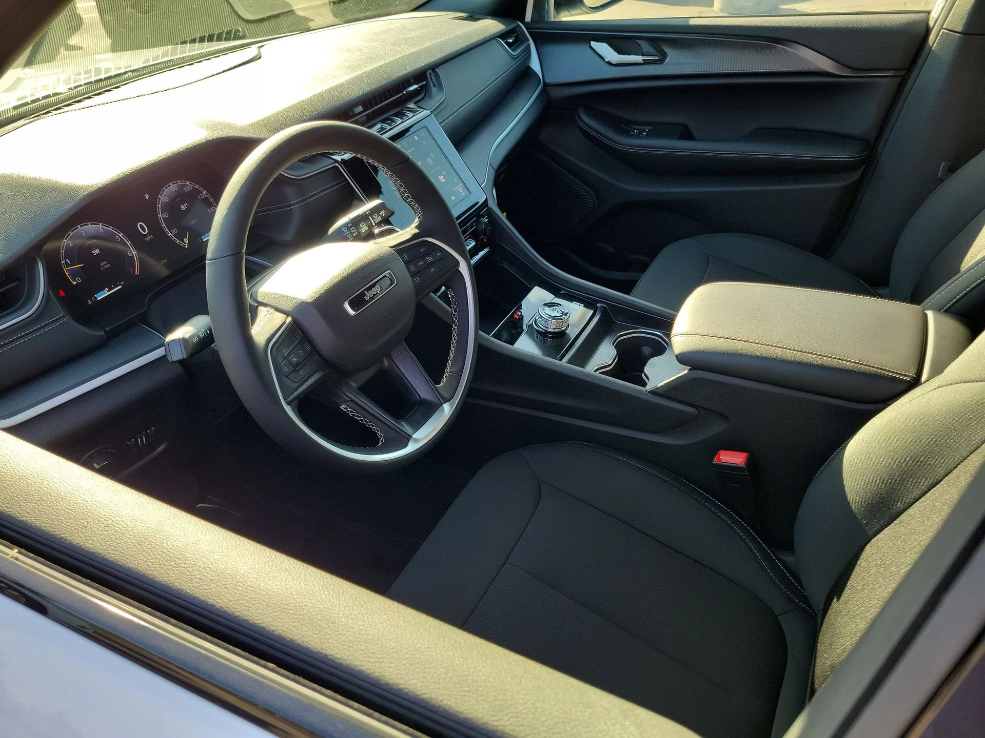 New 2026 White Jeep Laredo X image 3