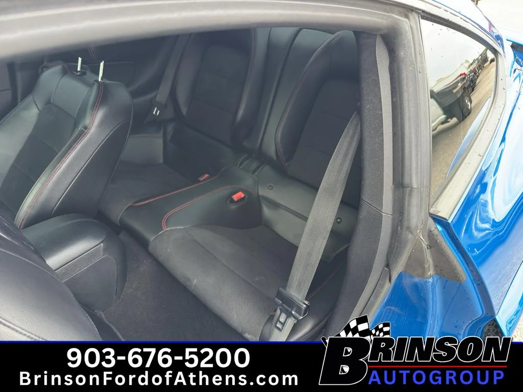 Used 2020  Ford GT Premium image 16