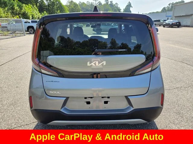 Used 2025 Silver Kia  image 8