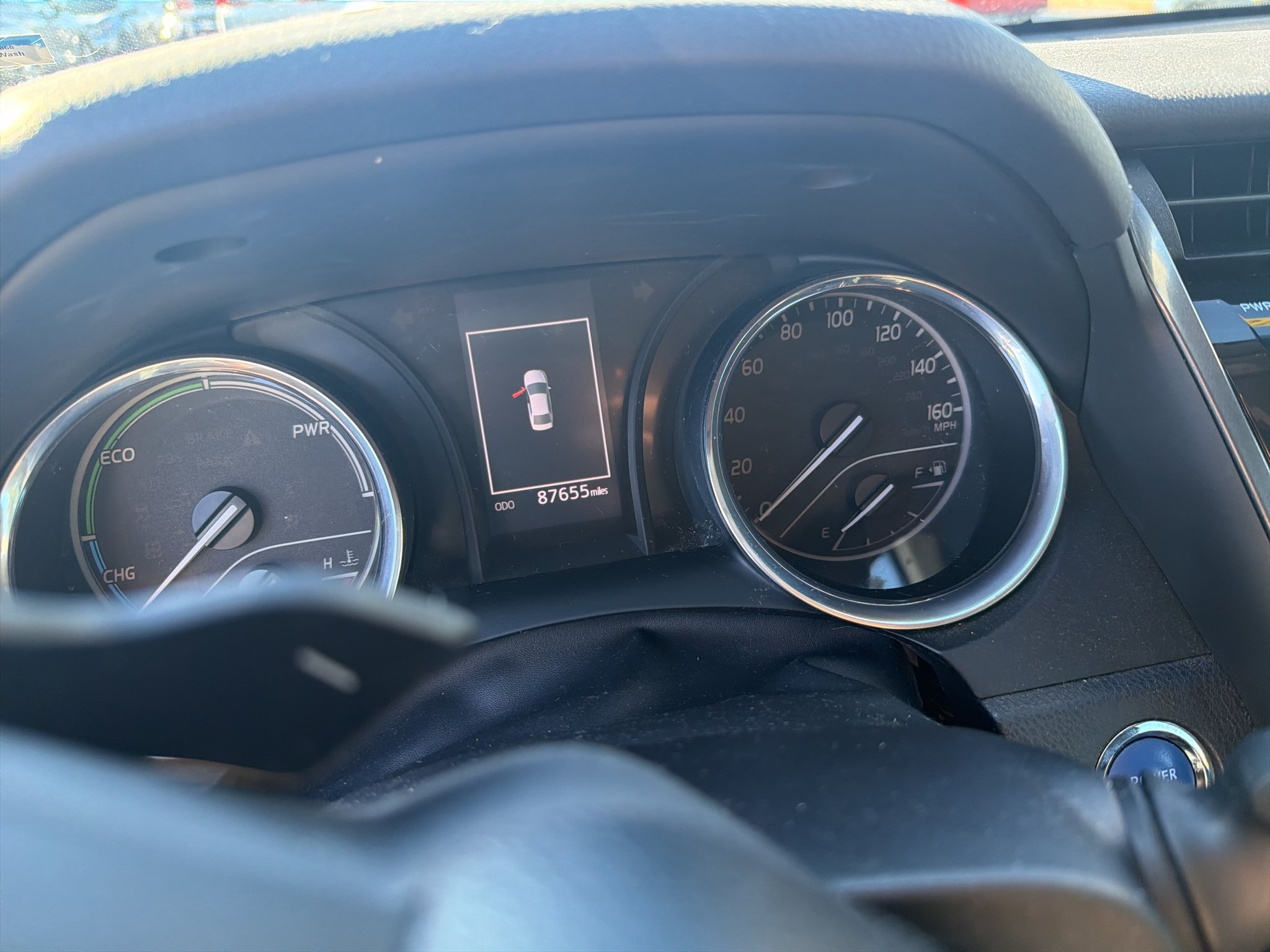 Used 2020 Super White Toyota Hybrid SE image 10