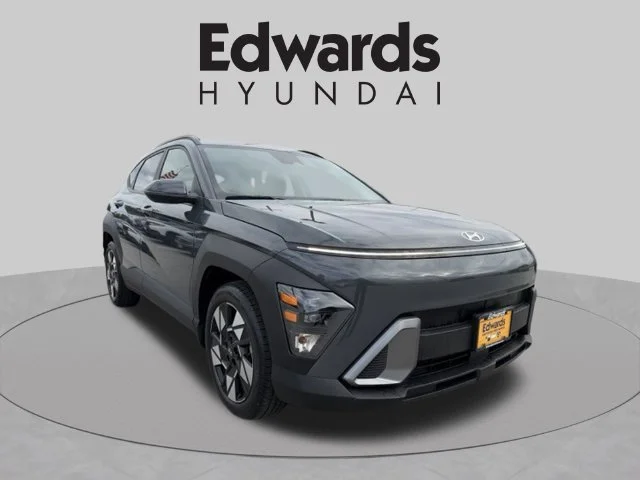 Used 2024 Gray Hyundai SEL image 3