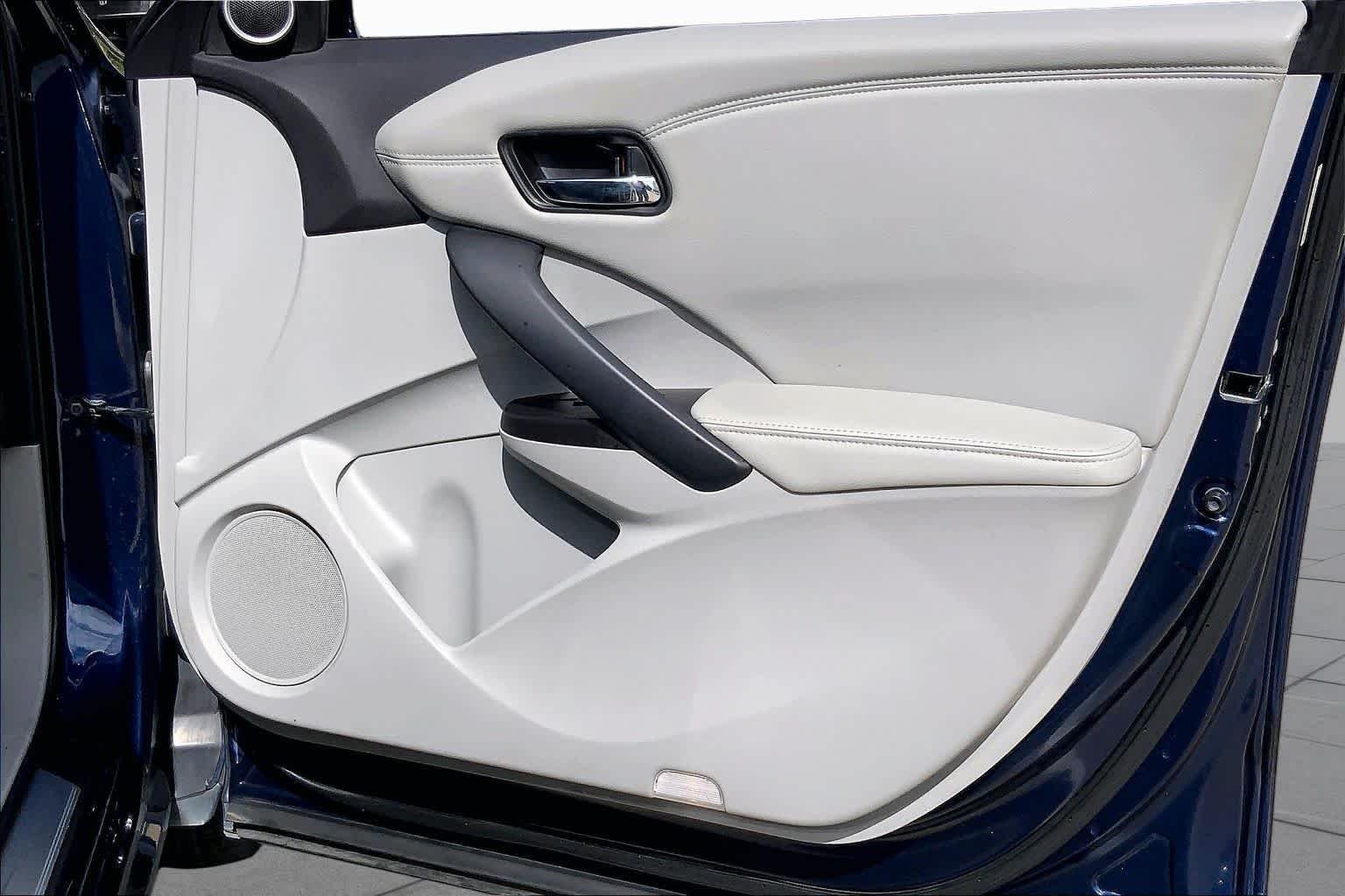 Used 2018  Acura w/Technology Pkg image 22
