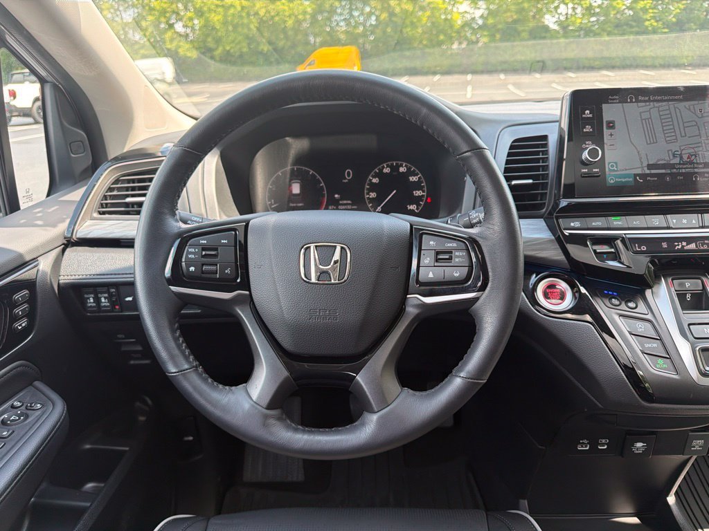 2025 Honda Odyssey Elite - Photo 13