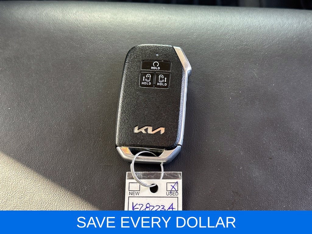 Used 2024 White Kia LX image 25