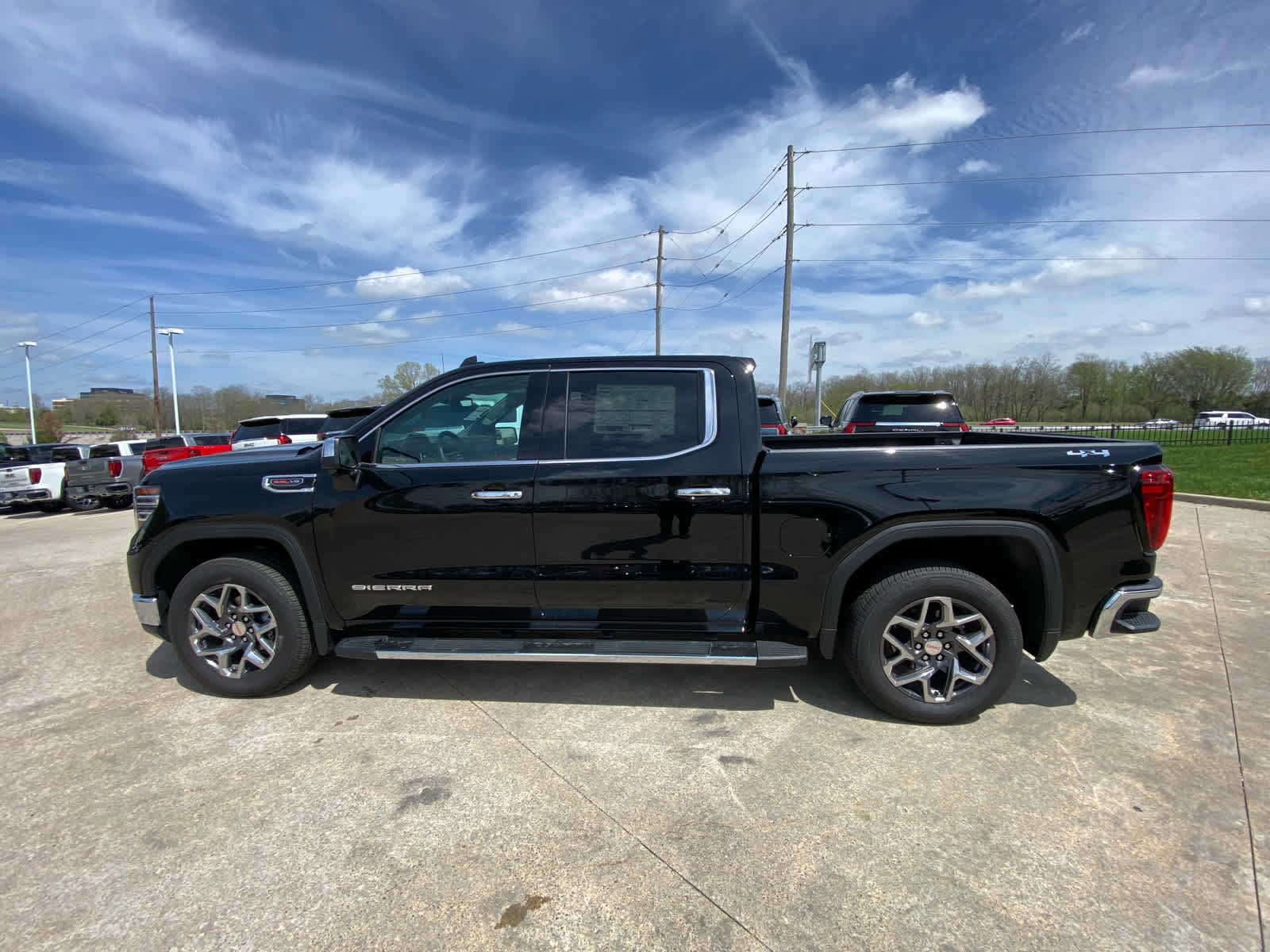 New 2026 Onyx Black GMC SLT image 9