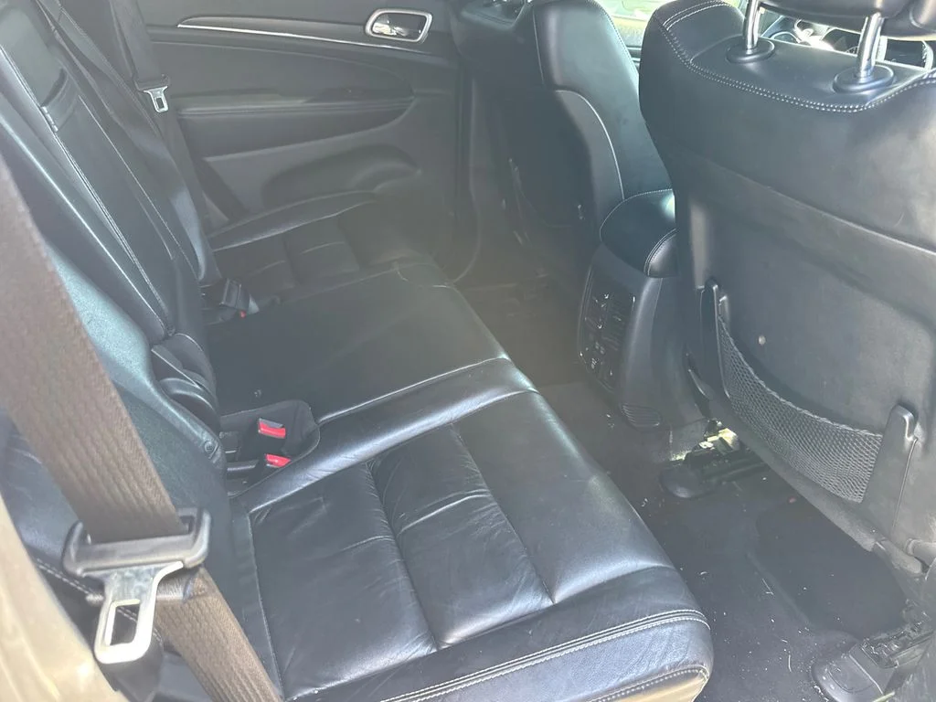 Used 2015 White Jeep Limited image 4