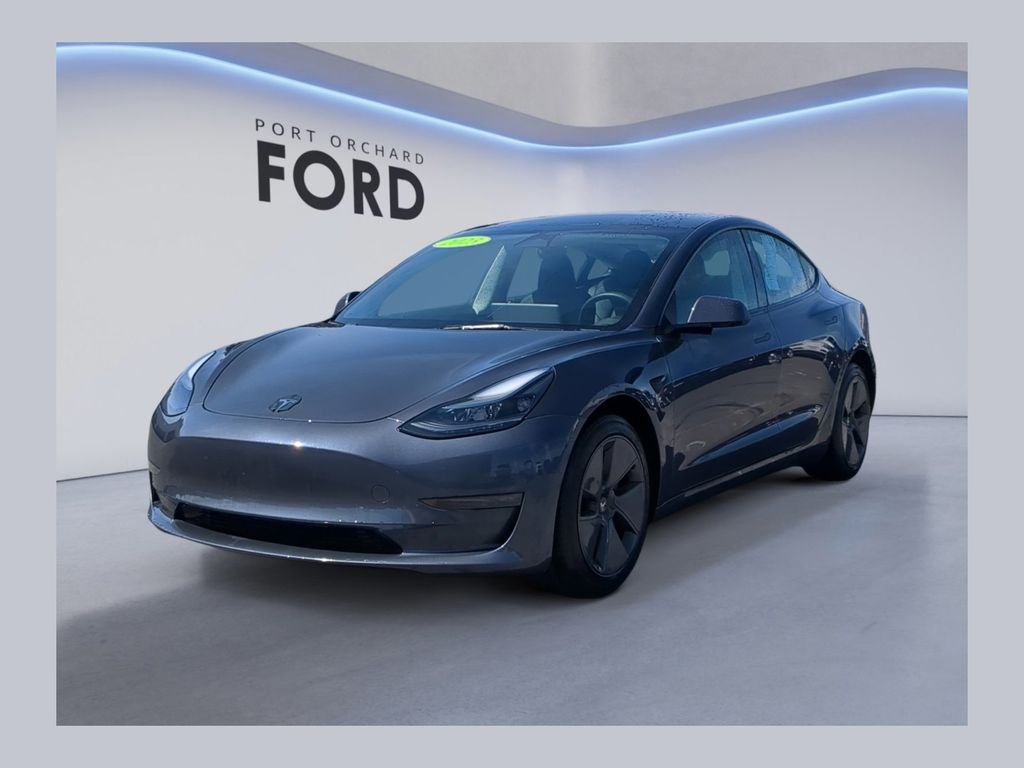 2023 Tesla Model 3 -'s photo
