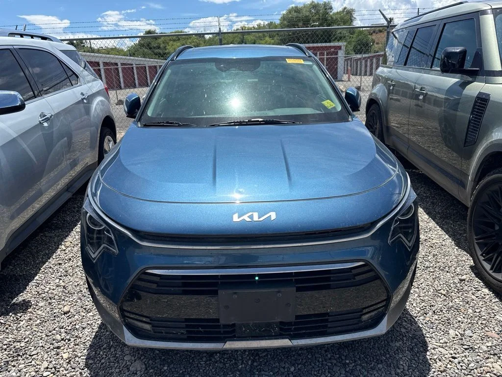 Used 2023 Mineral Blue Kia EX Touring image 19