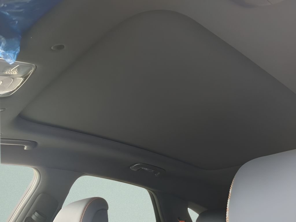 2026 GENESIS GV70 Sport Prestige - Photo 17