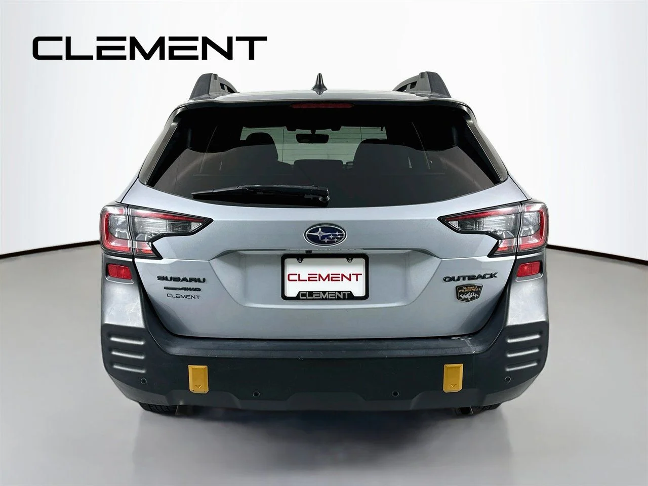 Certified Used 2022 Ice Silver Metallic Subaru Wilderness image 8