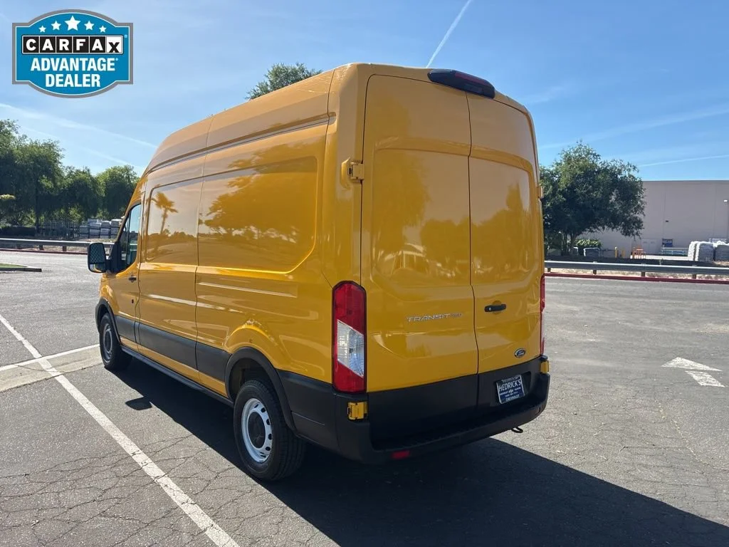 Used 2021 Oxford White Ford T-250 HI RF RWD image 5