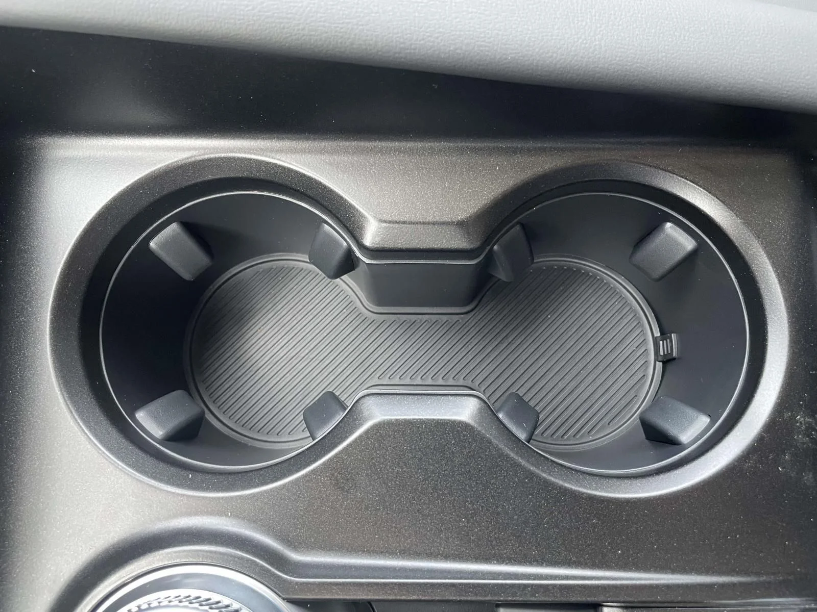 2026 Ford Explorer - Photo 17