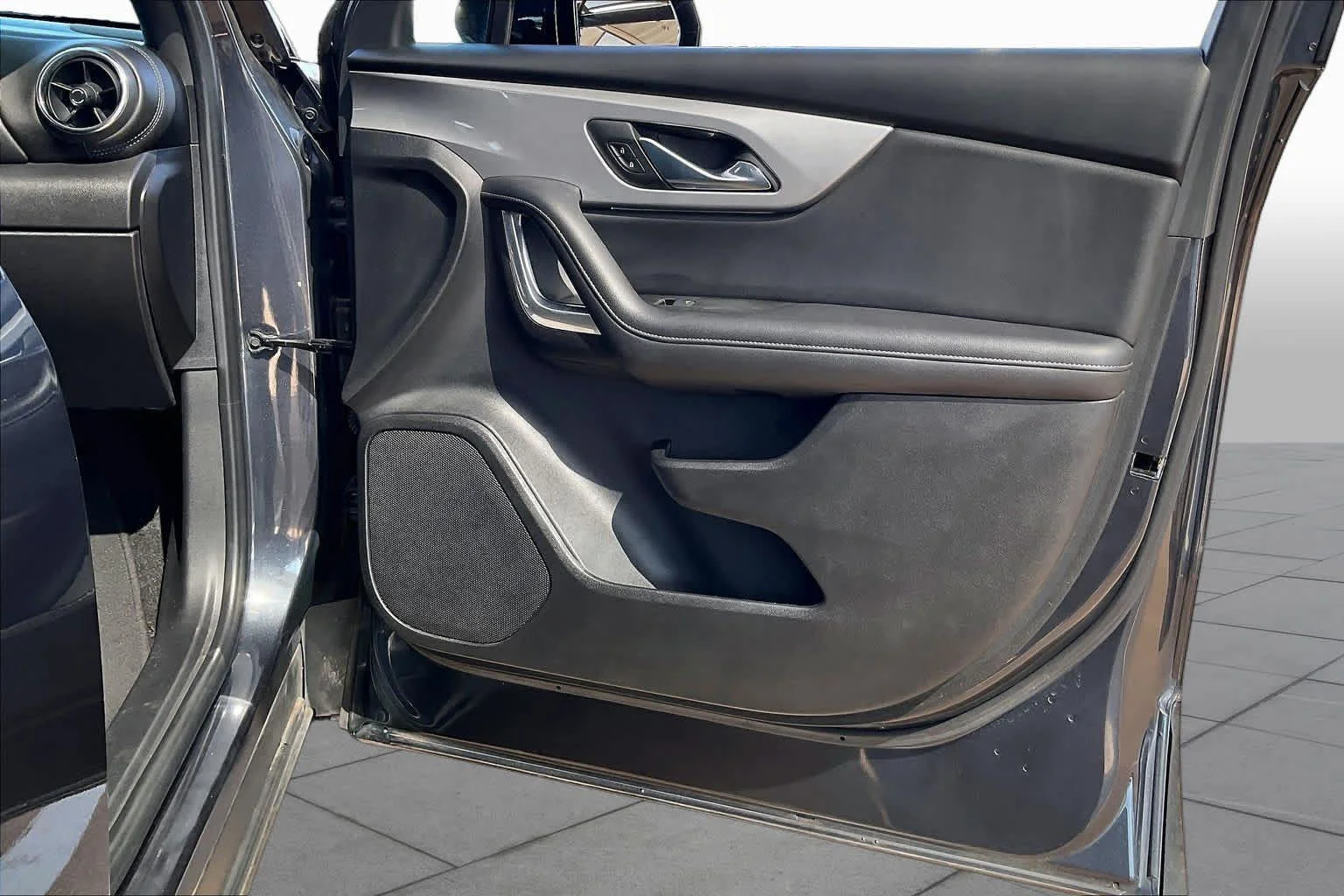Used 2021 Iron Gray Metallic Chevrolet LT image 21