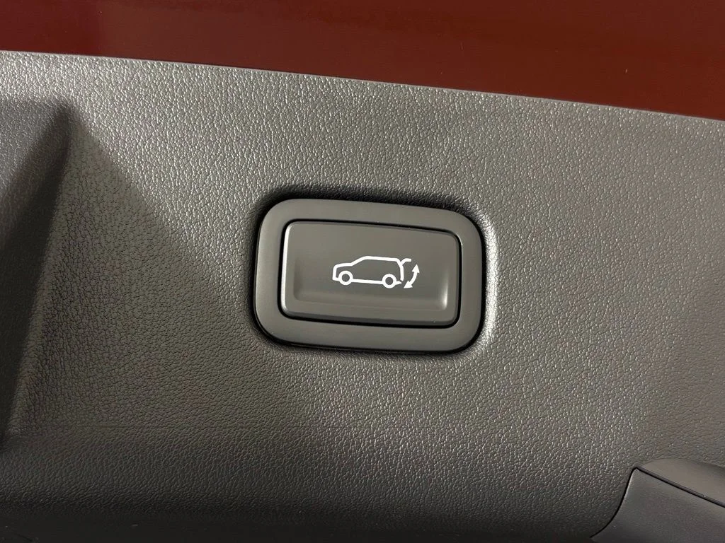 New 2027 Magma Red Matte Kia X-Line SX image 41