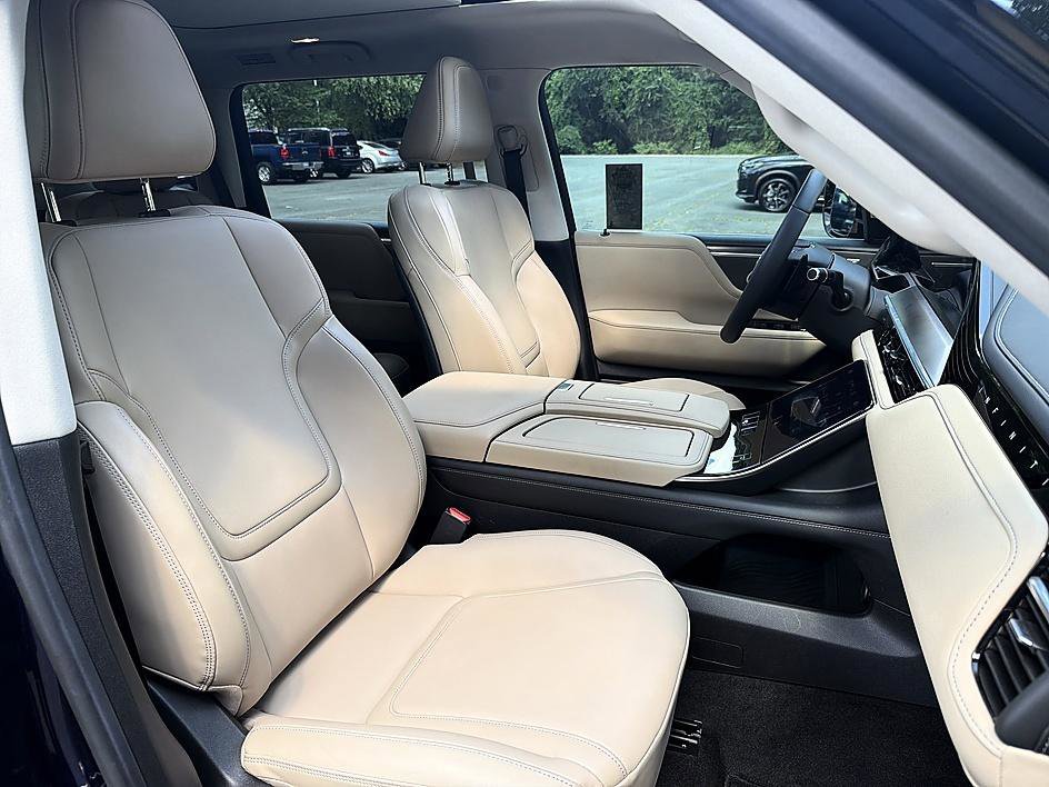 Certified Used 2025 Grand Blue INFINITI PURE image 21