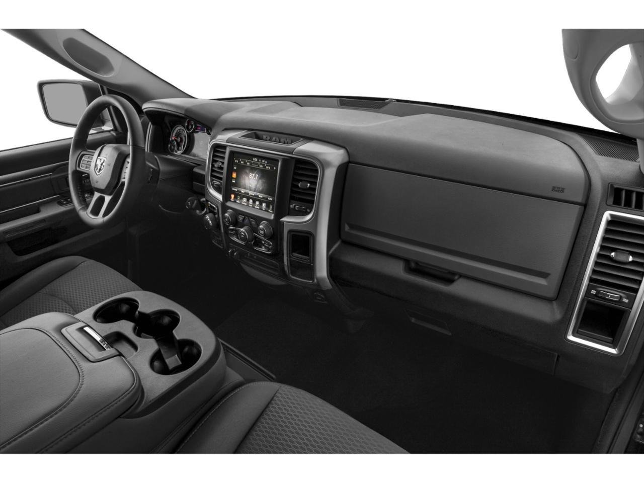 Used 2015 True Blue Pearlcoat Ram Big Horn image 10