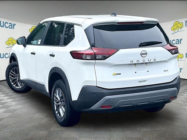 Used 2023 White Nissan S image 2