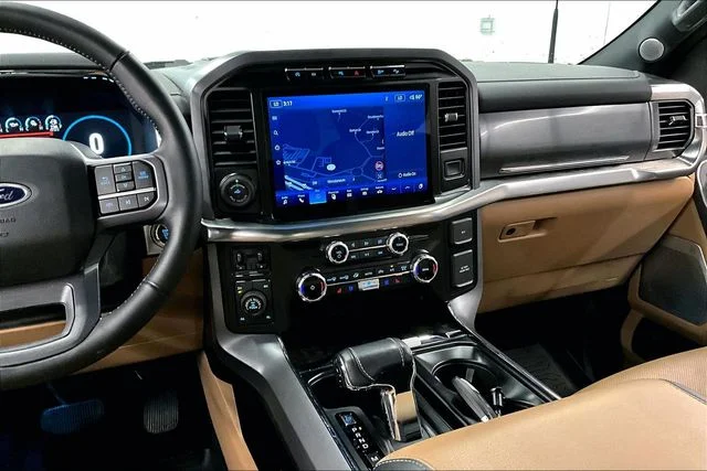 Used 2023 Agate Black Metallic Ford Lariat image 7