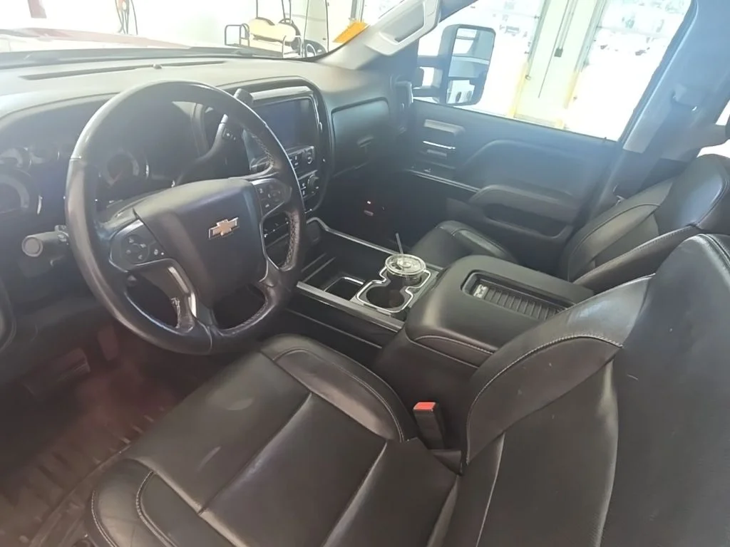 Used 2018 Red Chevrolet LTZ image 12