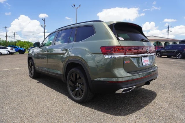New 2026 Avocado Green Pearl Volkswagen 2.0T SE w/Technology image 11
