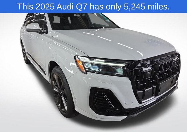 2025 Audi Q7 55 Premium Plus