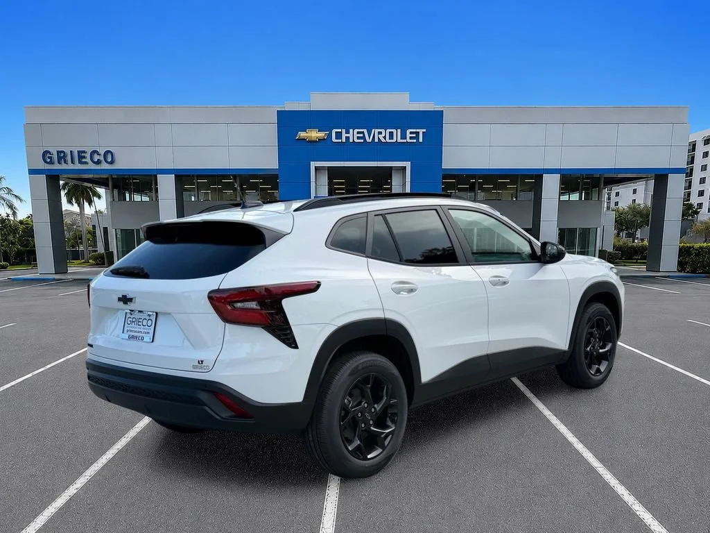 New 2026 Summit White Chevrolet LT image 7