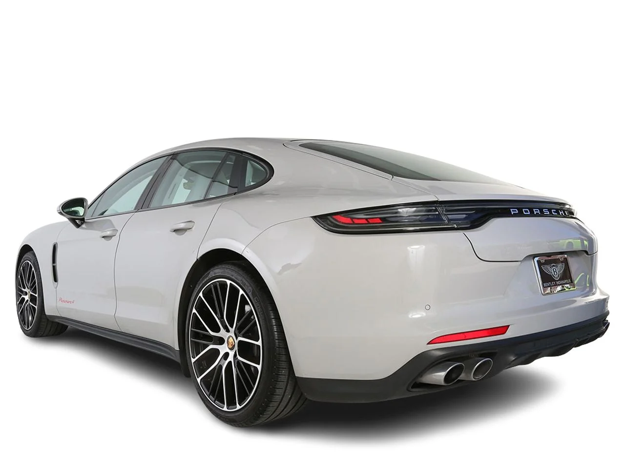 Used 2023  Porsche 4 Platinum Edition image 8