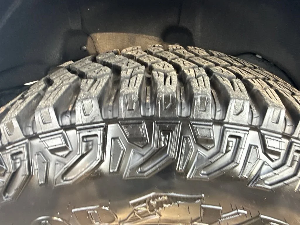 Used 2024 Blue Ford Wildtrak image 41