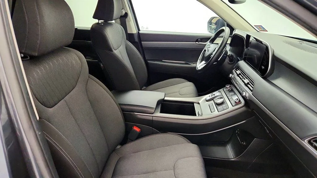 Used 2020 Steel Graphite Hyundai SEL AWD w/ Convenience Pkg, Sunroof & 8-Person Seating image 25