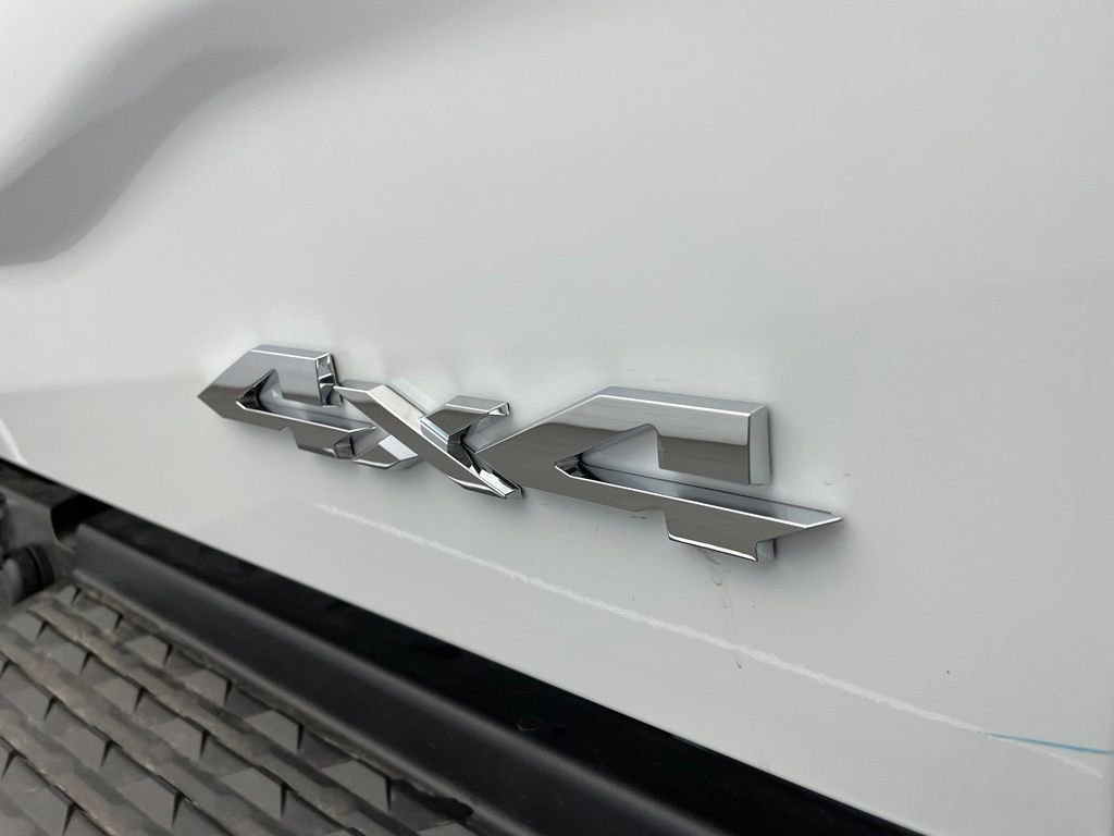 New 2026 Bright White Clear-Coat Exterior Paint RAM Laramie image 5