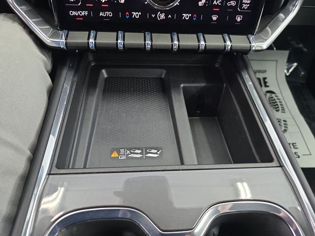 Used 2025 Silver GMC Elevation image 21