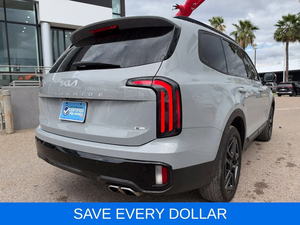 Used 2024 Gray Kia EX X-Line image 4