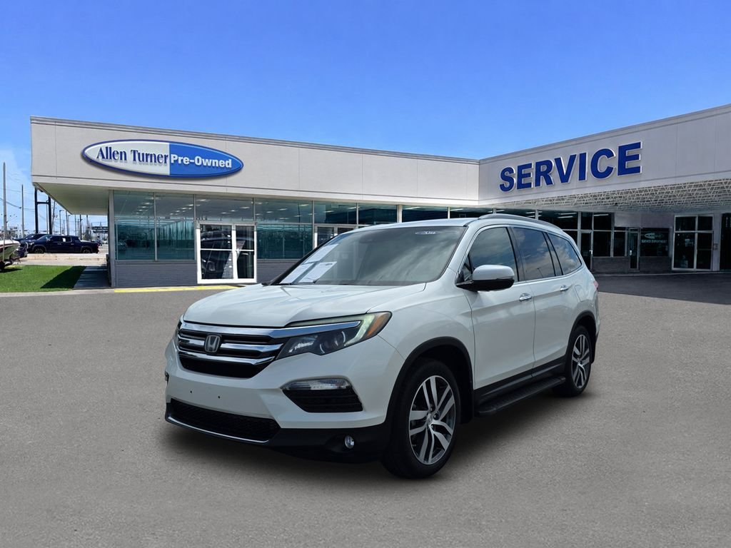Used 2017 White Diamond Pearl Honda Elite image 4