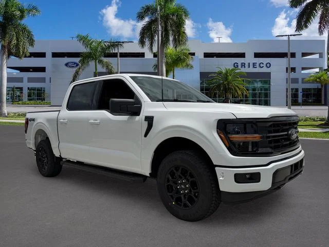 New 2026 Oxford White Ford XLT image 1