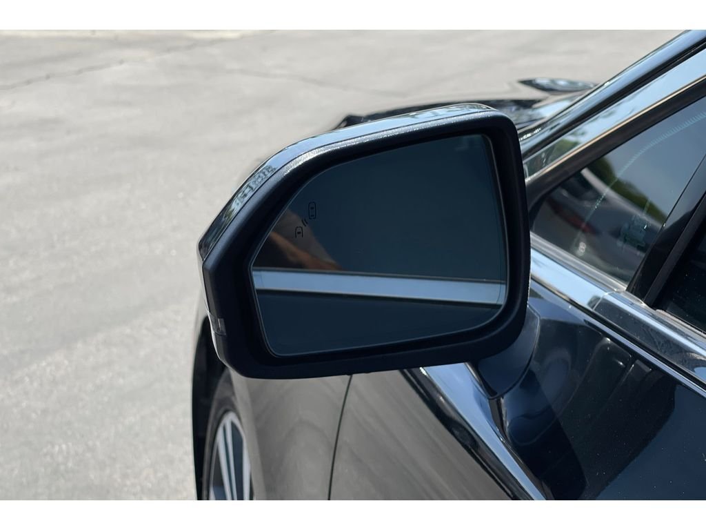 Used 2018 Black Velvet Lincoln Hybrid Reserve image 51