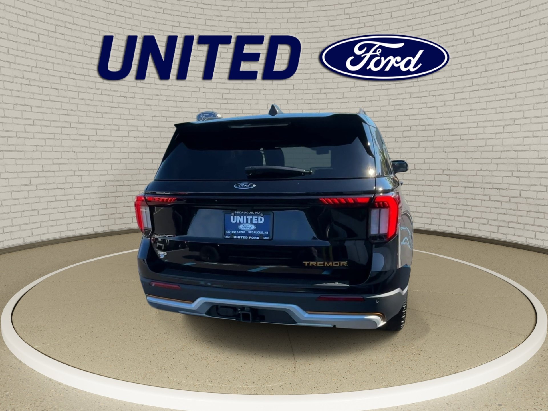 New 2026 Agate Black Metallic Ford Tremor® image 7