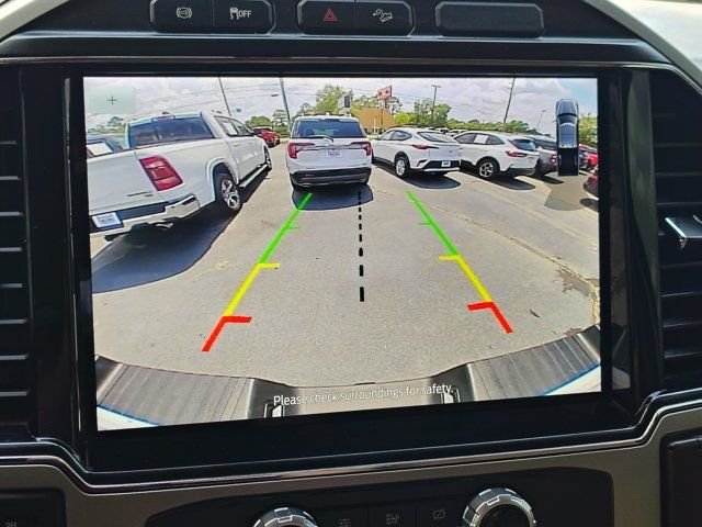 Used 2022 White Ford Lariat image 18