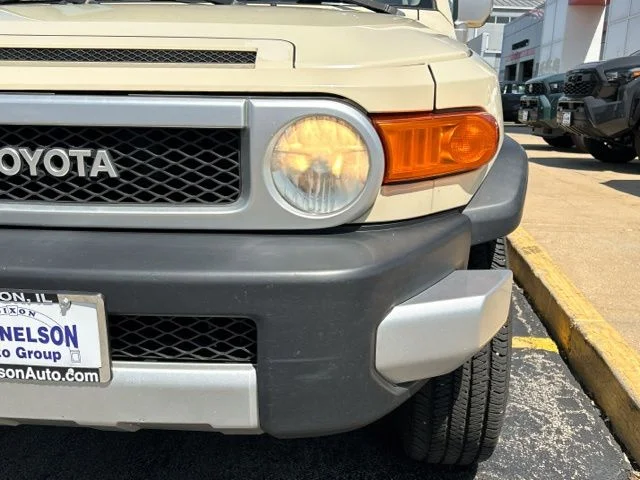 Used 2008  Toyota Base image 3