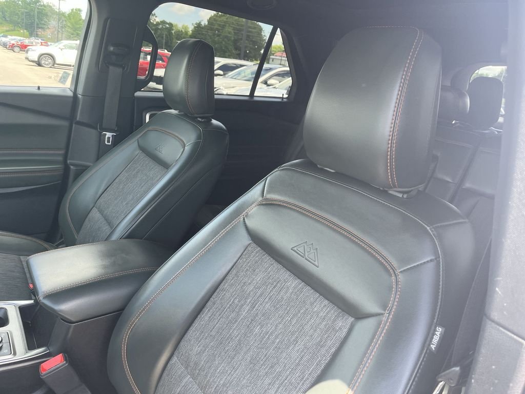 Used 2022 White Ford Timberline image 11